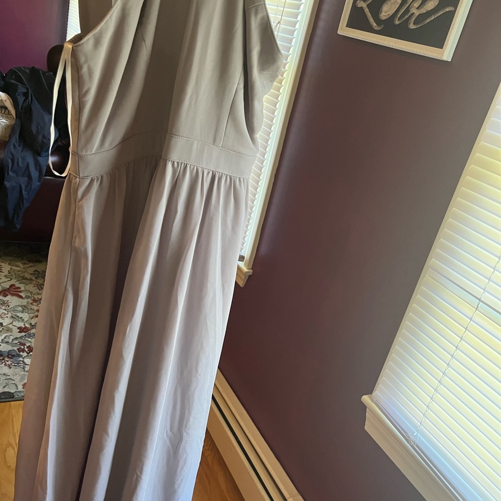 Dress never worn